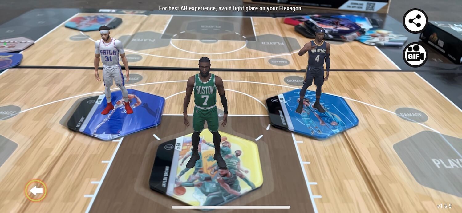 Using the companion app to see my players in AR in FLEX NBA